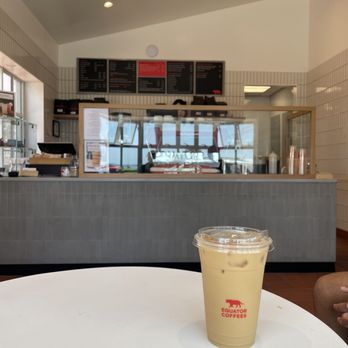 Equator Coffees - Inside - Coffee & Tea Near Me - Laguna Beach, California