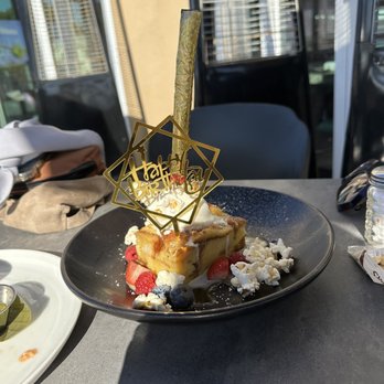 Oak - This is complementary cake for the birthday celebration - New American Near Me - Laguna Beach, California Oak - This is complementary cake for the birthday celebration - New American Near Me - Laguna Beach, California