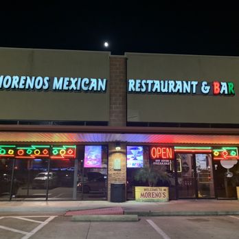 Moreno's Mexican Restaurant - Nicely lit up! - Mexican Near Me - Friendswood, Texas