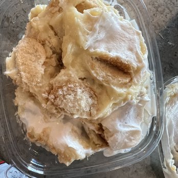 Peach Cobbler Factory - Classic Banana Pudding - Desserts Near Me - New Orleans, Louisiana Peach Cobbler Factory - Classic Banana Pudding - Desserts Near Me - New Orleans, Louisiana
