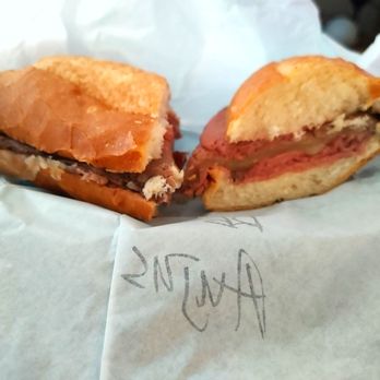 Oliver's Sandwiches - Roast beef sub - Sandwiches Near Me - Milton, Washington Oliver's Sandwiches - Roast beef sub - Sandwiches Near Me - Milton, Washington