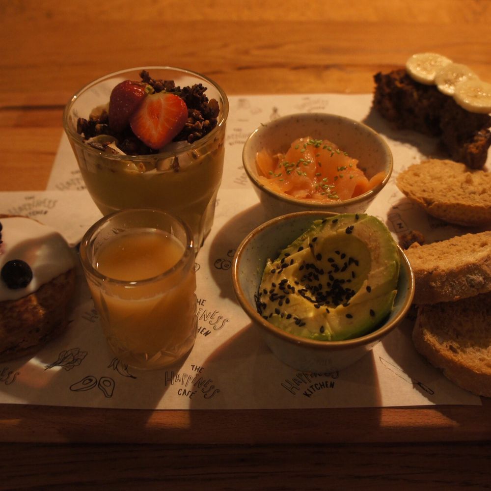 The Happiness Cafe - The happy brunch platter (€15,00) - Cafes Near Me - Eindhoven, New Brunswick