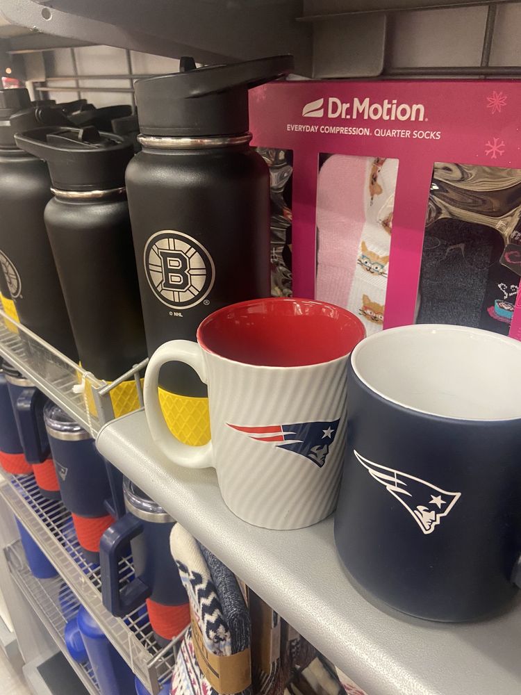 TJ MAXX Updated October 2024 34 Photos & 18 Reviews 300