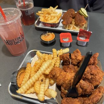 Houston TX Hot Chicken - Medium spice Tenders and waffles, and 15pcs Medium spice nugget meal - Sandwiches Near Me - Fresno, California Houston TX Hot Chicken - Medium spice Tenders and waffles, and 15pcs Medium spice nugget meal - Sandwiches Near Me - Fresno, California