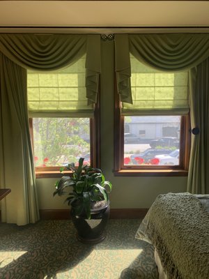 The Rose Hotel by null