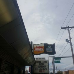 Gino's Pizza - A Huntington landmark!