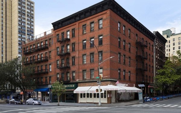 1420-1422 Third Avenue