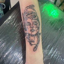 Evolution Tattoo PB