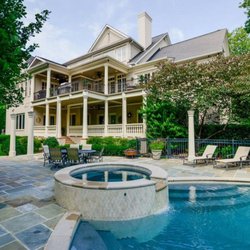 Pressure Washing and Driveway Sealing - Clean patio and sealed
