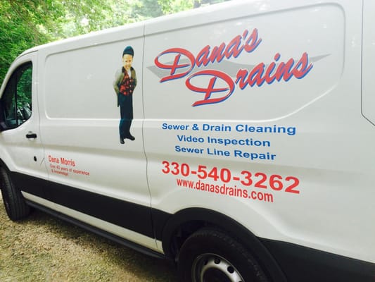 Dana's Drains Logo