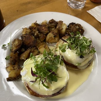 Brunch - Benedict - Breakfast & Brunch Near Me - Paso Robles, California