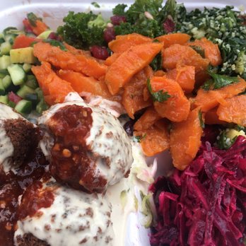 Falafel St-Jacques - Vegetarian Near Me - Lachine, Quebec
