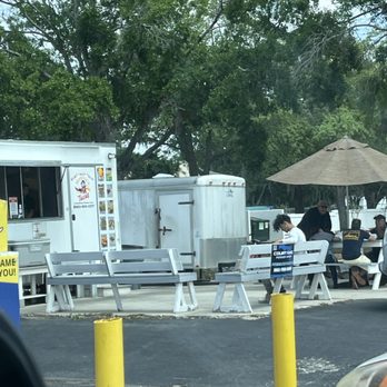 Monica's Tacos - Dining area and Food Truck - Food Trucks Near Me - Lakeland, Florida Monica's Tacos - Dining area and Food Truck - Food Trucks Near Me - Lakeland, Florida