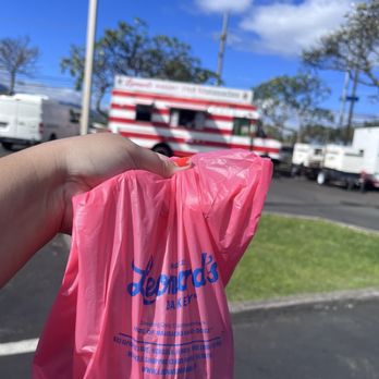 Leonard's Bakery Malasadamobile - Food Trucks Near Me - Honolulu, Hawaii