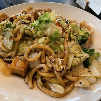 Mile High Cafe - Udon with veggies and tofu - Asian Fusion Near Me - Idyllwild, California Mile High Cafe - Udon with veggies and tofu - Asian Fusion Near Me - Idyllwild, California