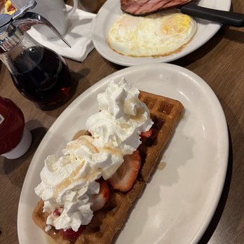 McDuff's - Waffles ham eggs - Breakfast & Brunch Near Me - Redlands, California