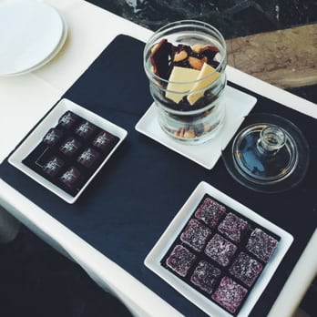 Restaurant Chat-Botté - Hotels & Travel Near Me - Geneva, GE
