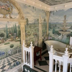 Gingerbread Mansion - Beautiful walls in the Veneto Rm.