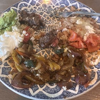 Caló Kitchen + Tequila - Fajita steak - Cocktail Bars Near Me - Costa Mesa, California Caló Kitchen + Tequila - Fajita steak - Cocktail Bars Near Me - Costa Mesa, California