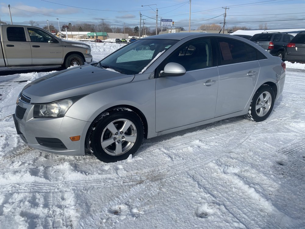 VFORCE AUTO SALES Updated September 2024 10 Photos 6720 Red