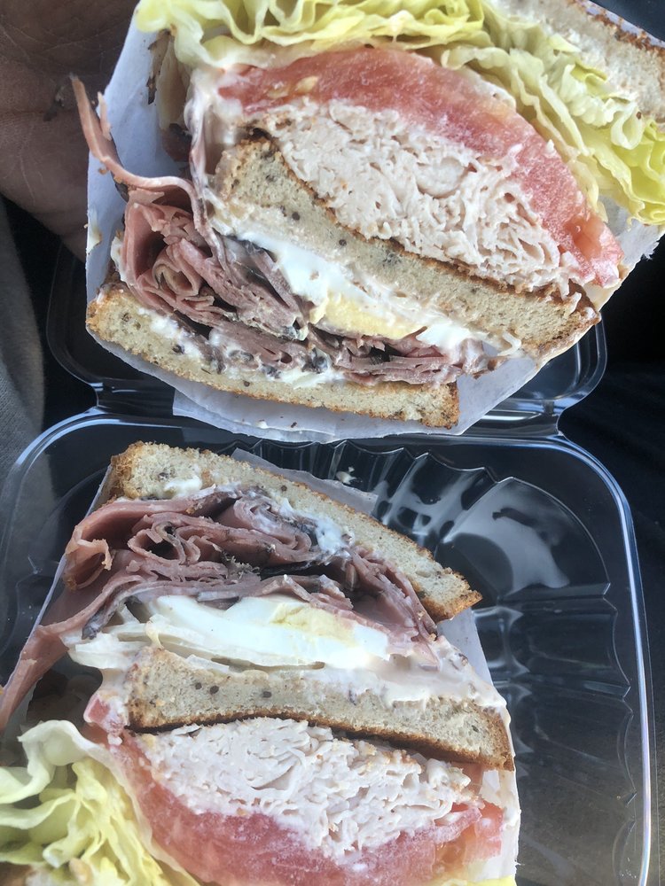 Food from Taneytown Deli