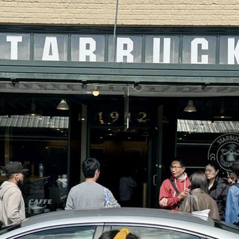 Starbucks - Storefront - Coffee & Tea Near Me - Seattle, Washington