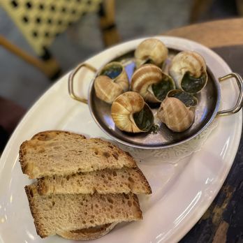 Le Compas - Escargot - French Near Me - Paris, 75 Le Compas - Escargot - French Near Me - Paris, 75