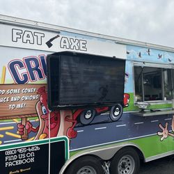 Fat Axe Grill - Fat Axe Food Truck
