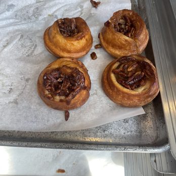 Juniper - Sticky buns - Coffee & Tea Near Me - San Francisco, California Juniper - Sticky buns - Coffee & Tea Near Me - San Francisco, California