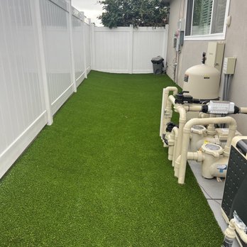 HaloTurf - Turf dog run in our back yard - Artificial Turf Near Me - Los Alamitos, California