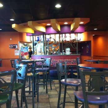 Taco Bell - Interior Dining - Fast Food Near Me - Moorhead, Minnesota