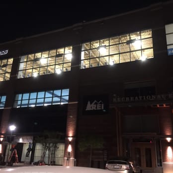 REI - Saturday's Grand Opening!! Waiting for doors to open to get our free water bottle!! - Outdoor Gear Near Me - Los Angeles, California REI - Saturday's Grand Opening!! Waiting for doors to open to get our free water bottle!! - Outdoor Gear Near Me - Los Angeles, California