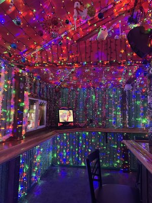 Coach House Entertainment by null