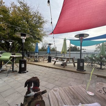 Scotty's Bistro & Pub - Outdoor patio - Pubs Near Me - Coleman, Texas
