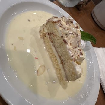 Loaded Cafe Restaurants Lawndale - tres leches - Burgers Near Me - Lawndale, California