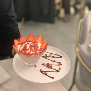 Sugar Miss Tea Cafe - Strawberry pudding - Desserts Near Me - Brooklyn, New York Sugar Miss Tea Cafe - Strawberry pudding - Desserts Near Me - Brooklyn, New York