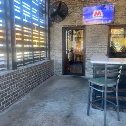 Ferus on 41st - Patio area with heaters