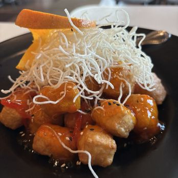 Table Thai Bar & bistro - Orange Chicken - Thai Near Me - Las Vegas, Nevada