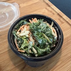 KALE & APPLE SLAW