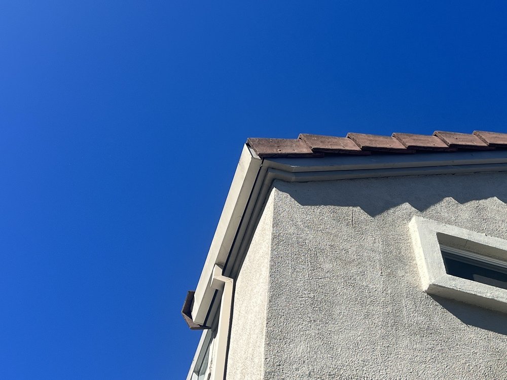 Slide of Redwood Roofing