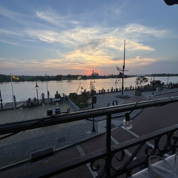 Floriana - Bars Near Me - Wilmington, North Carolina