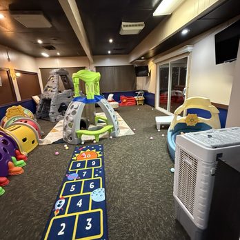 Escalona Restaurant - Little kids play area - Korean Near Me - Sunnyside, Washington Escalona Restaurant - Little kids play area - Korean Near Me - Sunnyside, Washington