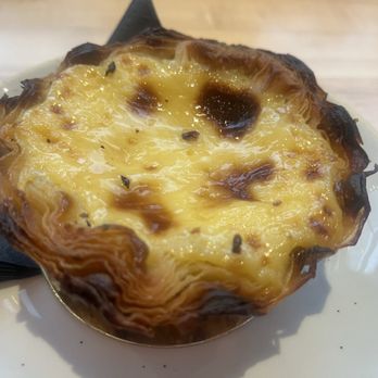 Catch 122 - Baked custard tart at Catch 122 - basically a giant Dan Tat - Breakfast & Brunch Near Me - North Vancouver, British Columbia