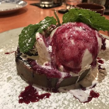 Meso Maya Comida y Copas - Pastel de Moras Blueberry Cake with ice cream Pastel De Moras - Mexican Near Me - Dallas, Texas Meso Maya Comida y Copas - Pastel de Moras Blueberry Cake with ice cream Pastel De Moras - Mexican Near Me - Dallas, Texas