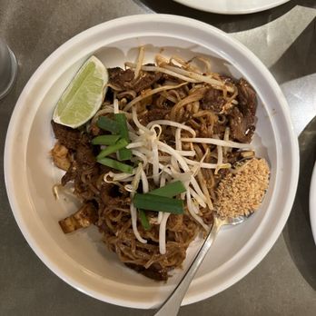 Thai Basil - Pad-Thai with extra beef - Thai Near Me - Sacramento, California