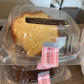 Nunu's Desserts with Soul - Butter Pound Cake Brownies ( Gluten-Free Brownies (Rice Flour) - Desserts Near Me - Vallejo, California Nunu's Desserts with Soul - Butter Pound Cake Brownies ( Gluten-Free Brownies (Rice Flour) - Desserts Near Me - Vallejo, California