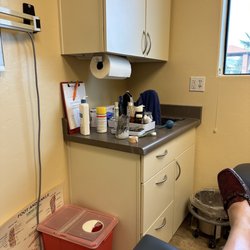 Serjik Nazarian, DPM - Sedona Foot & Ankle Specialists - Exam room