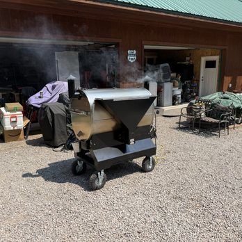 Bear Track Pizza - Smoker for ribs, wings, and more. - Pizza Near Me - Condon, Montana Bear Track Pizza - Smoker for ribs, wings, and more. - Pizza Near Me - Condon, Montana