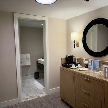The Ritz Carlton - Chicago - Hotels Near Me - Chicago, Illinois