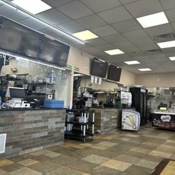 Kumar Soni Plaza - Food court indoors